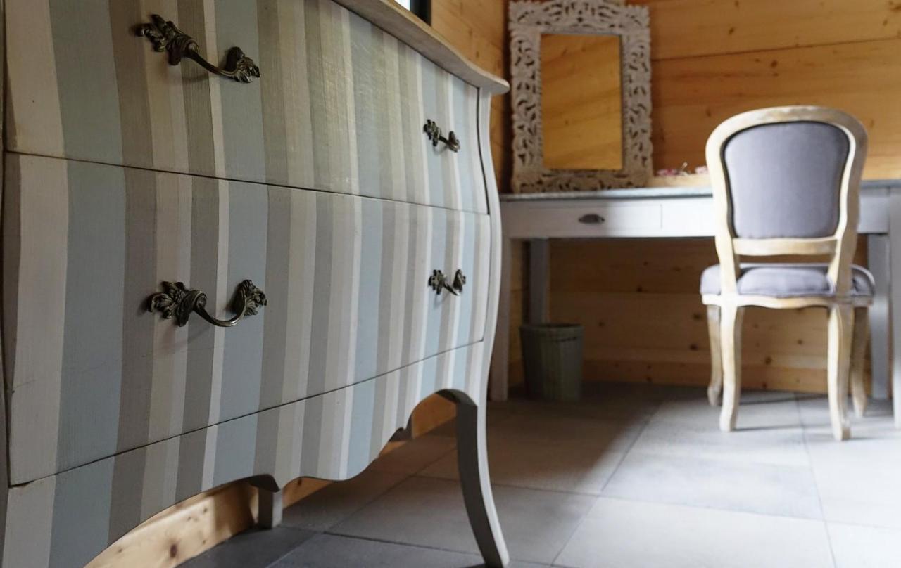 Auberge De La Poulciere ジェラールメ 部屋 写真