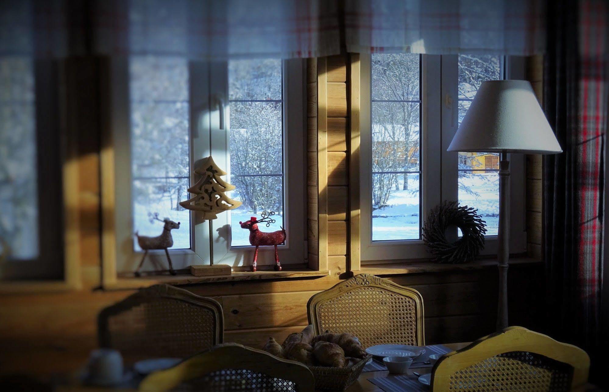 Auberge De La Poulciere ジェラールメ エクステリア 写真