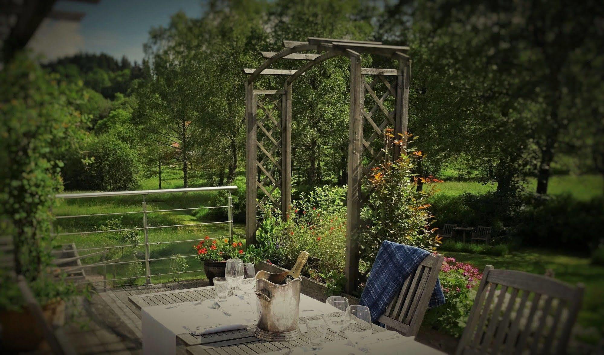Auberge De La Poulciere ジェラールメ エクステリア 写真